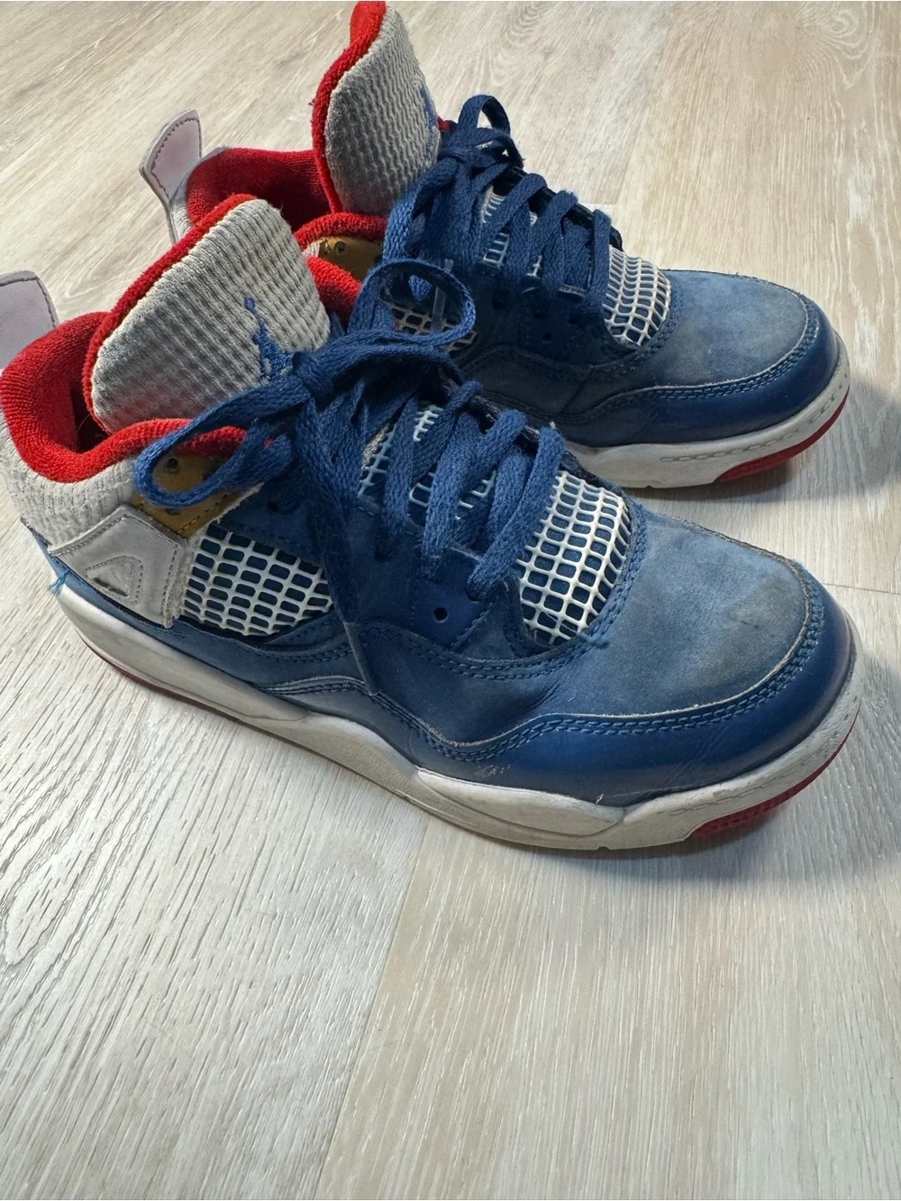 Nike Air Jordan 4 Retro 